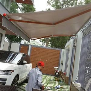 Lắp mái che hiên trước nhà